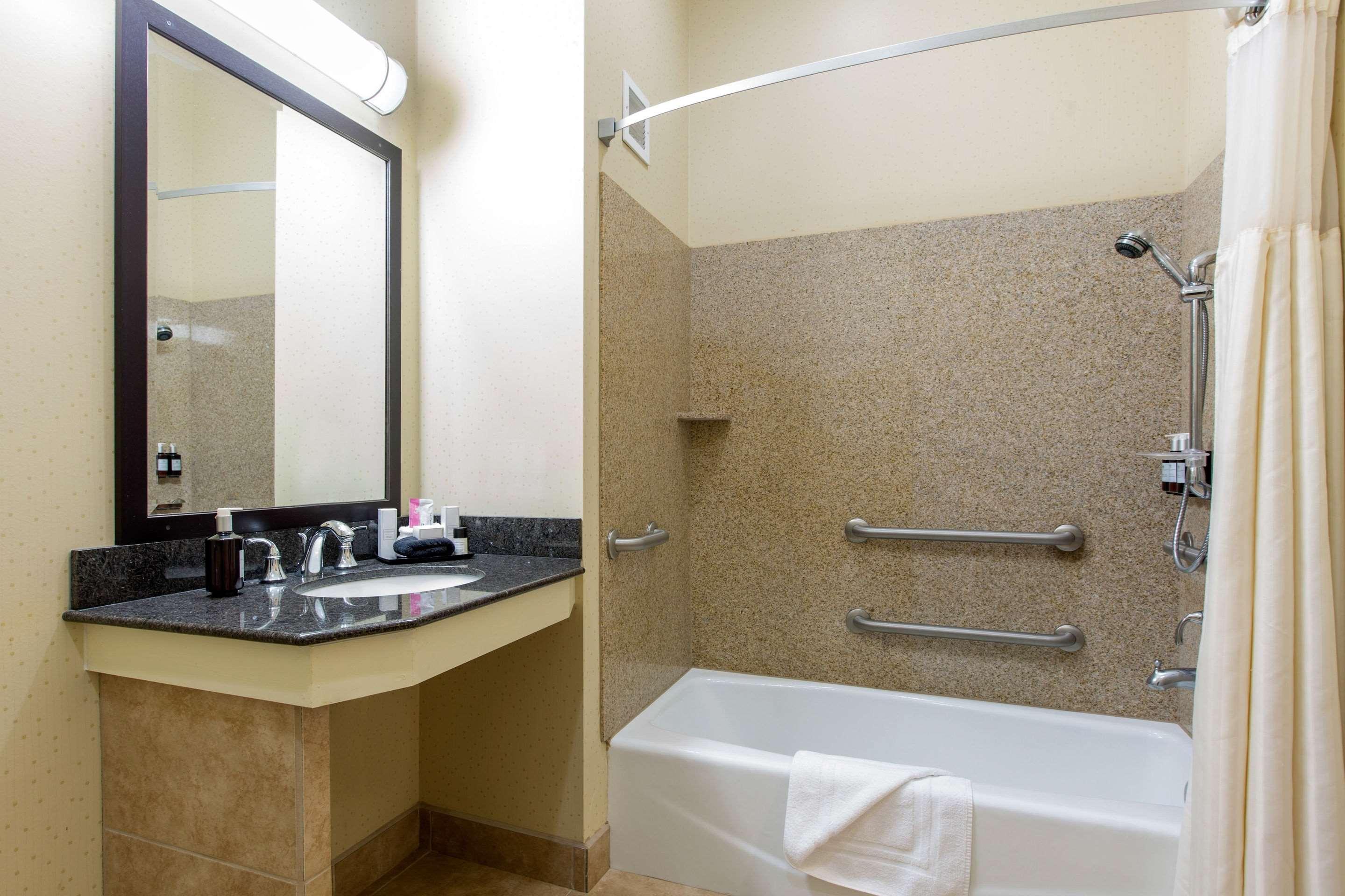The Oaks Hotel & Suites Paso Robles Dış mekan fotoğraf