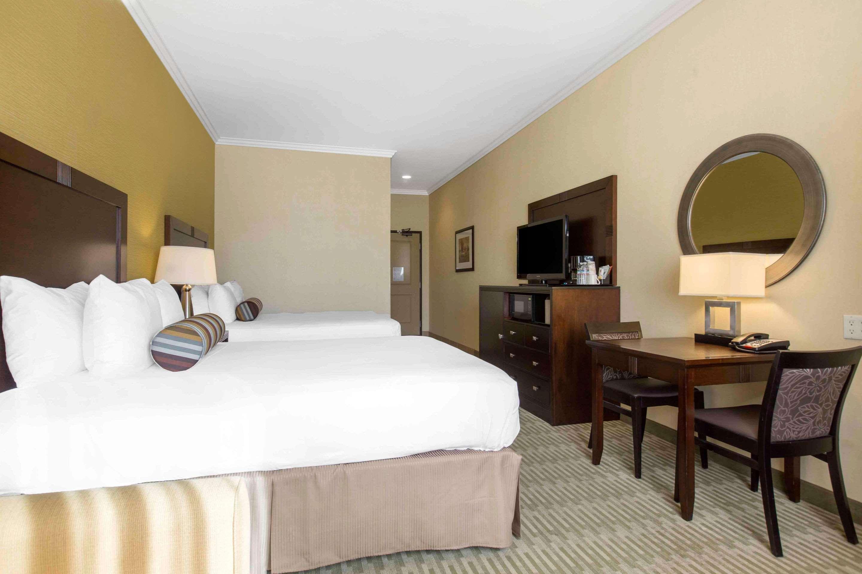 The Oaks Hotel & Suites Paso Robles Dış mekan fotoğraf
