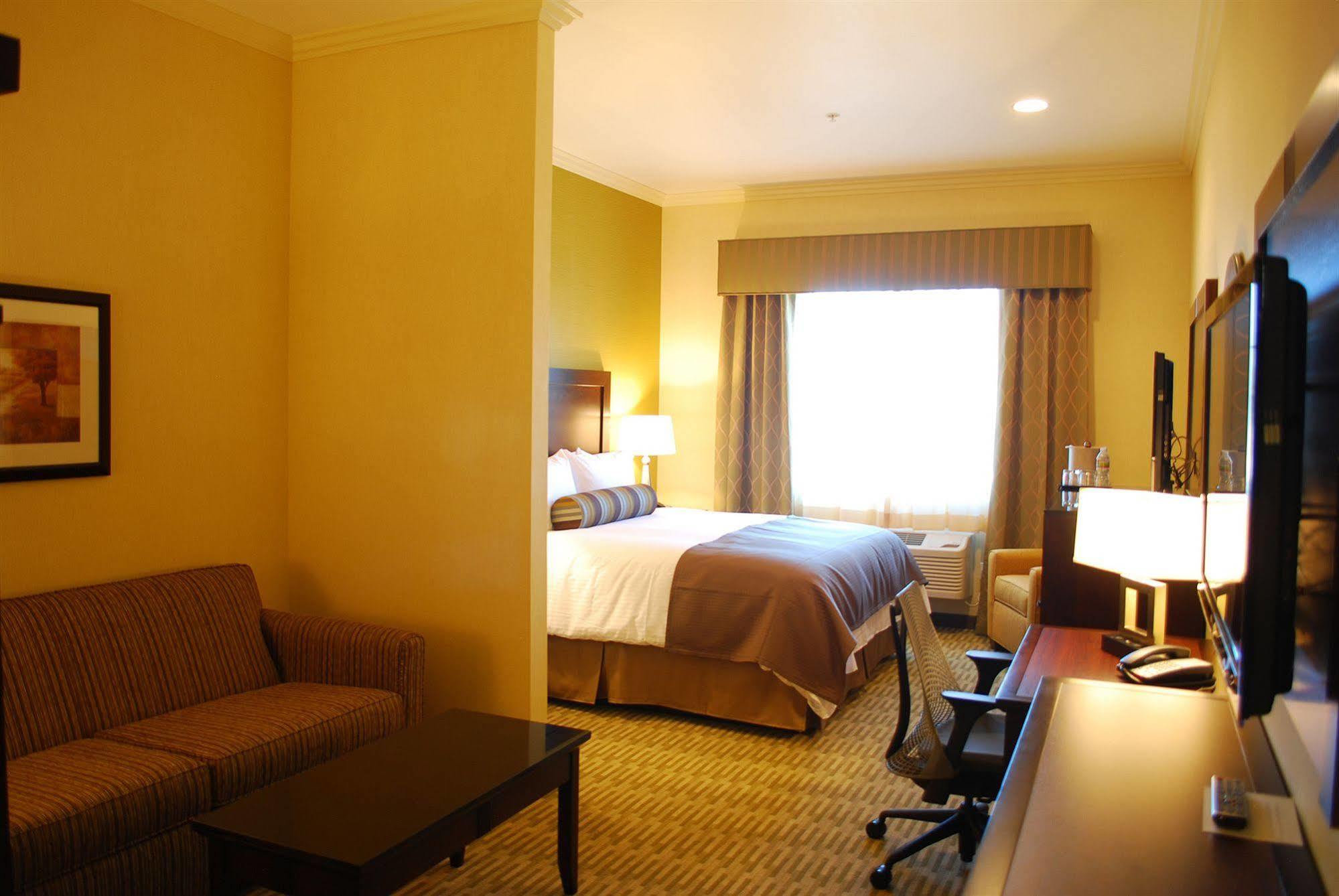 The Oaks Hotel & Suites Paso Robles Dış mekan fotoğraf